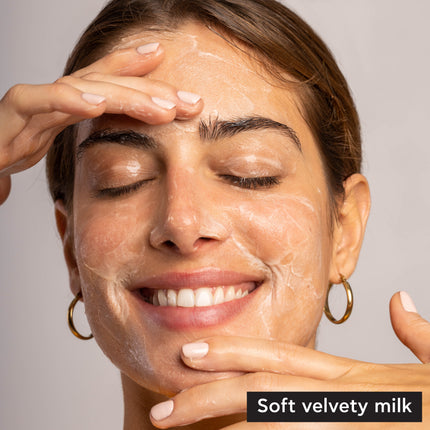 Apivita Cleansing Milk 3In1 200ml