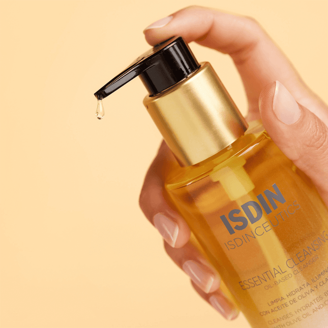 ISDINceuticics Essential Cleansing 200ml Cosmetics Online