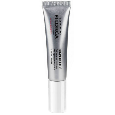 This Beige anti-aging BB cream protects, smoothes, hydrates and illuminates for perfect skin results in a single step.