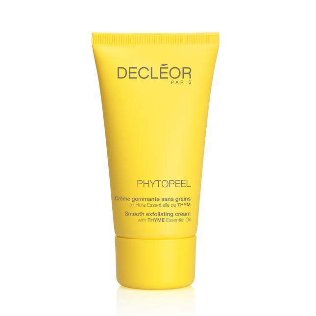 Enjoy a gentle cream exfoliator that removes dead skin cells for a clear and radiant complexion. Buy online in Ireland on Cosmetics Online. 